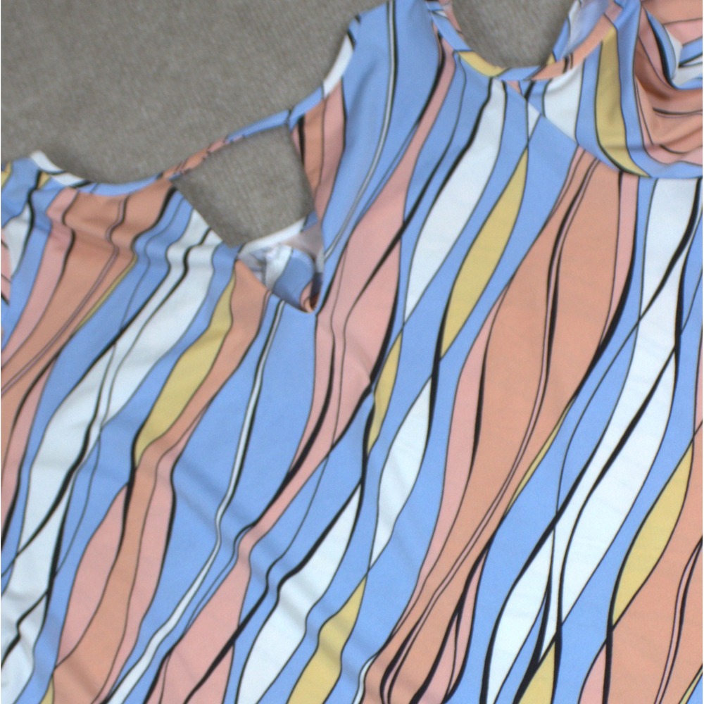 Allison Taylor Womens 1X Cold Shoulder Abstract Print Blouse Blue Peach‎